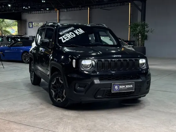 Jeep Renegade preto zero quilômetro blindado no showroom